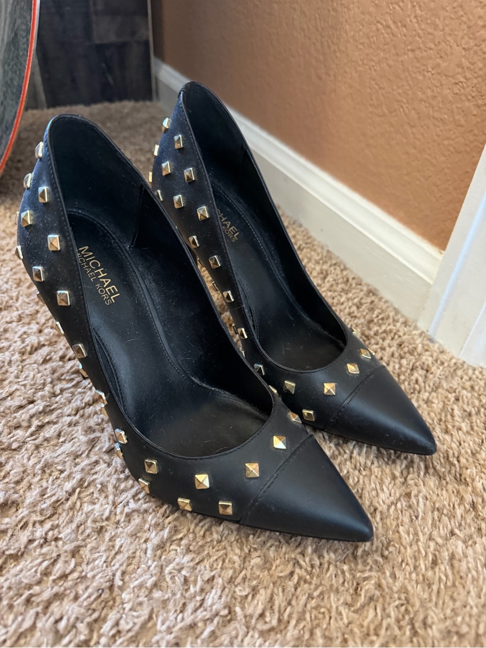 MICHAEL Michael Kors Black Pointed Leather Pumps with Gold Studs